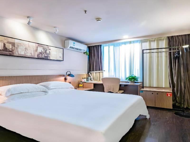 Jinjiang Inn Select Hangzhou Binjiang University Town Puyan Metro Station Экстерьер фото